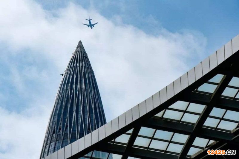 2022年深圳專(zhuān)精特新企業(yè)和小巨人區(qū)別